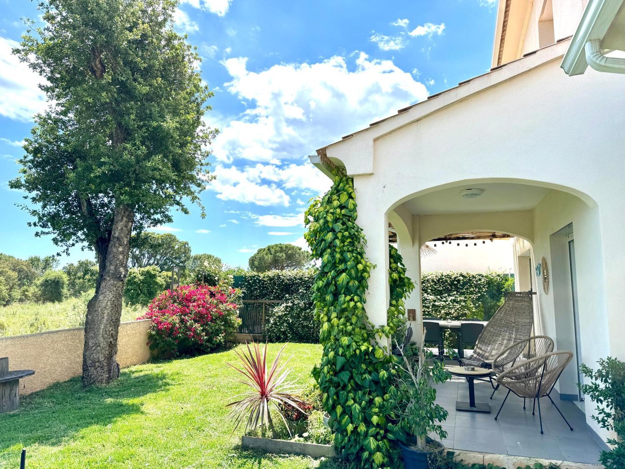 Jolie Maison Borgo Trois Chambres Trois Salles De Bain Екстериор снимка